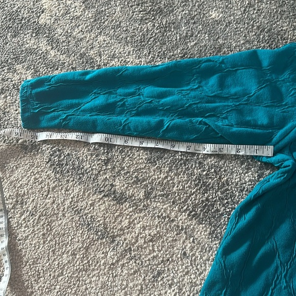 Simply Vera Vera Wang Relaxed Green and Blue Blouse - Picture 10 of 11